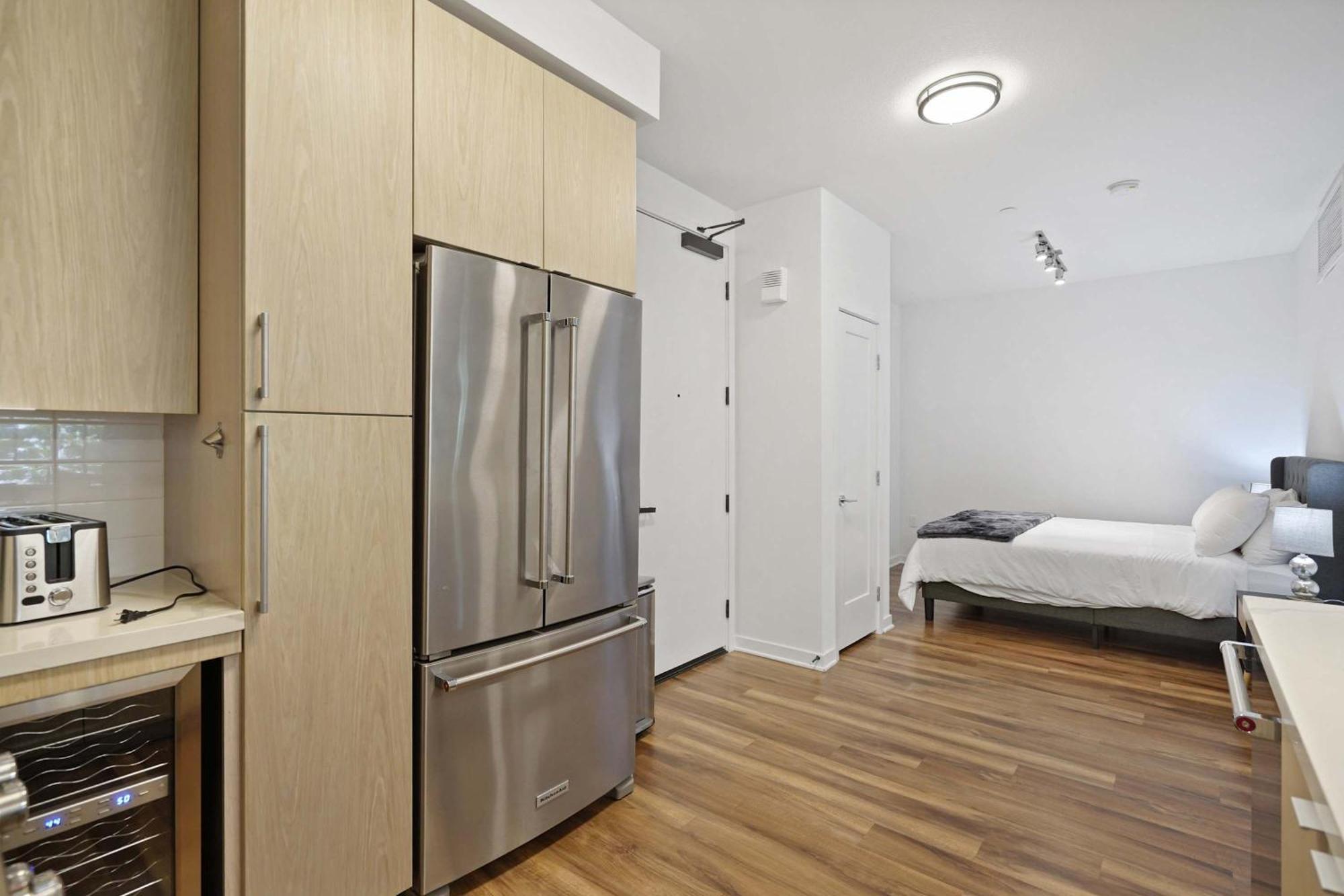 Architectural 2bd In Miracle Mile Perfect For Families Los Angeles